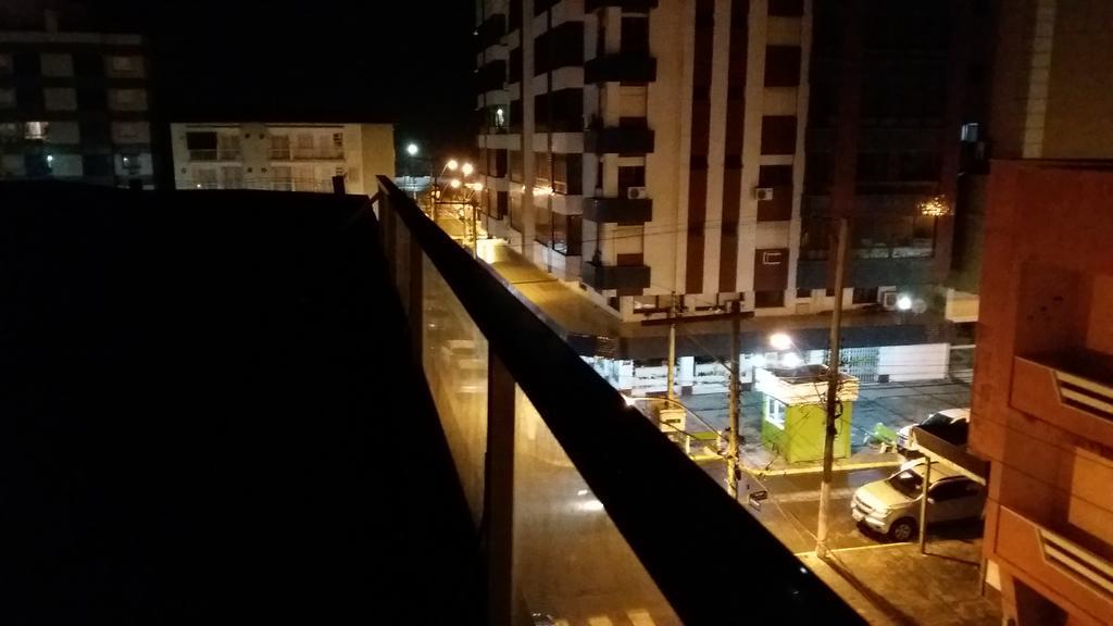Edificio Longo Jk Kitinet Leilighet Capão da Canoa Eksteriør bilde