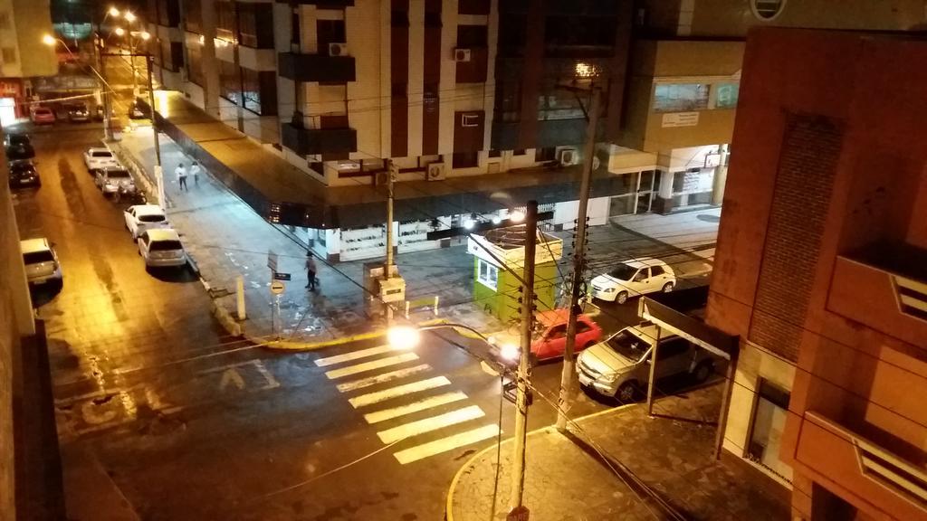 Edificio Longo Jk Kitinet Leilighet Capão da Canoa Eksteriør bilde