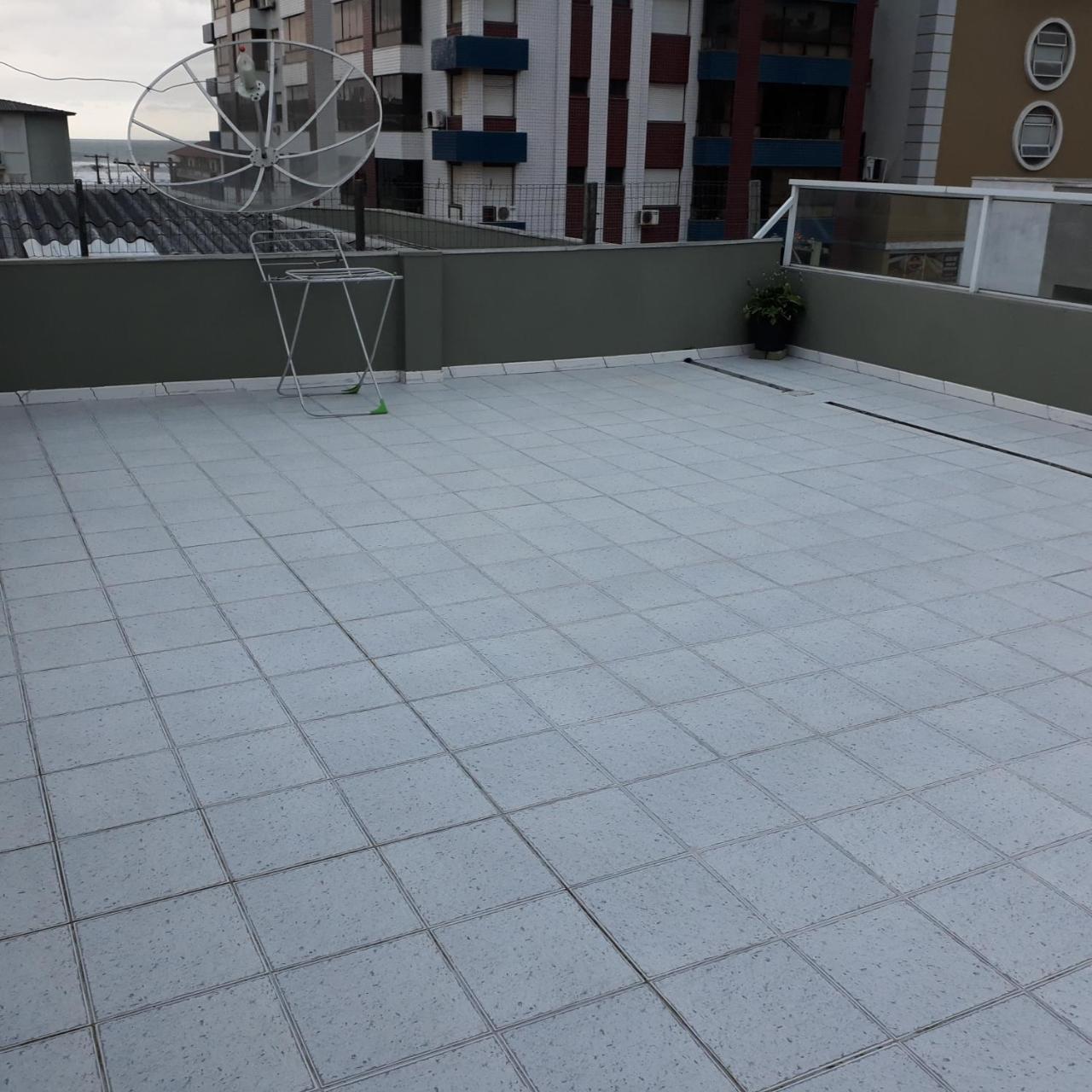 Edificio Longo Jk Kitinet Leilighet Capão da Canoa Eksteriør bilde